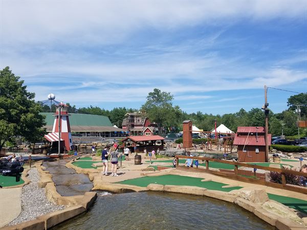 Mel's Funway Park