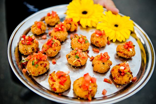 Personal Touch Dining