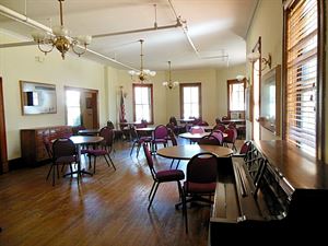 Dining Room & Gallery