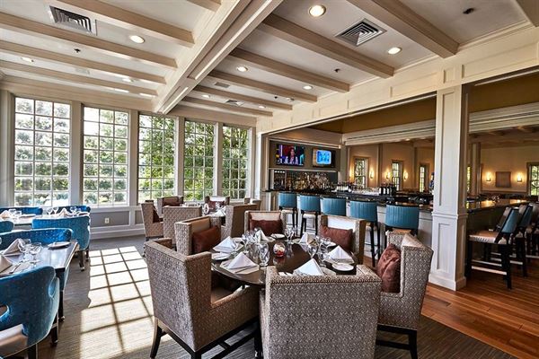 Ford's Colony Country Club