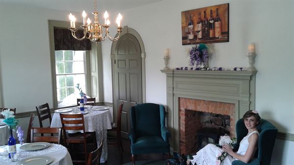 Ridgewood Winery on Daffodil Hill Farm