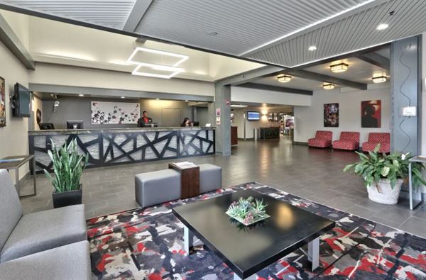 Ramada Plaza by Wyndham Albuquerque Midtown