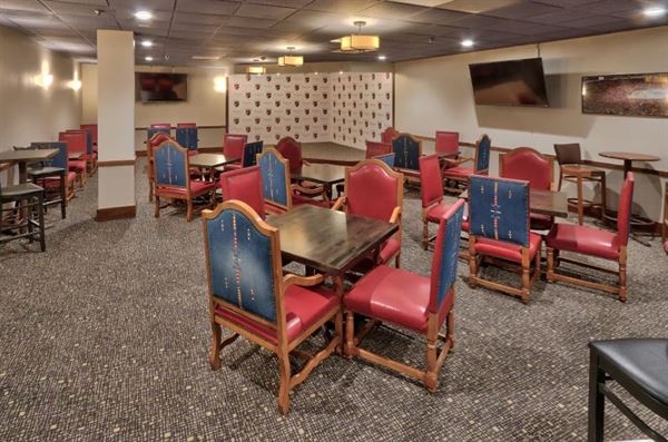 Ramada Plaza by Wyndham Albuquerque Midtown