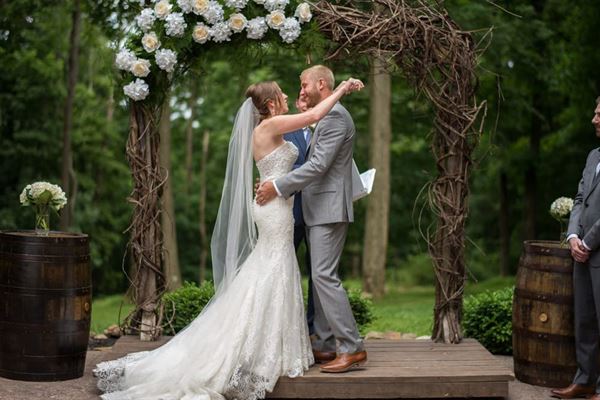 The Mohicans Treehouse Resort and Wedding Venue
