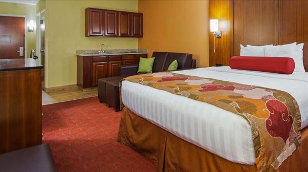 Best Western Plus - Georgetown Corporate Center Hotel