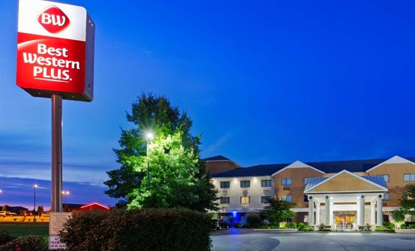 Best Western Plus - Georgetown Corporate Center Hotel