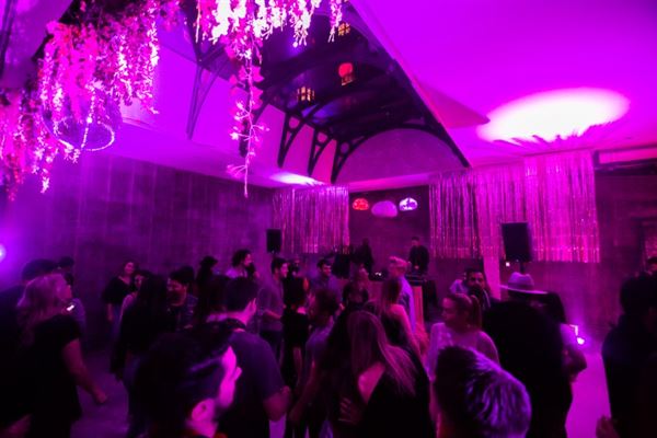 Ideal Glass Studios - The Atrium