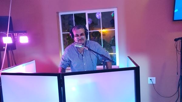 DJ Jo_El Karaoke DJ and MC Service