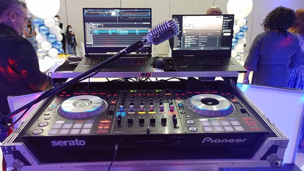 DJ Jo_El Karaoke DJ and MC Service