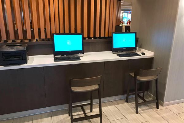 SpringHill Suites Orlando Lake Buena Vista in Marriott Village