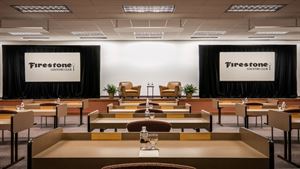 Media Center: Media Room