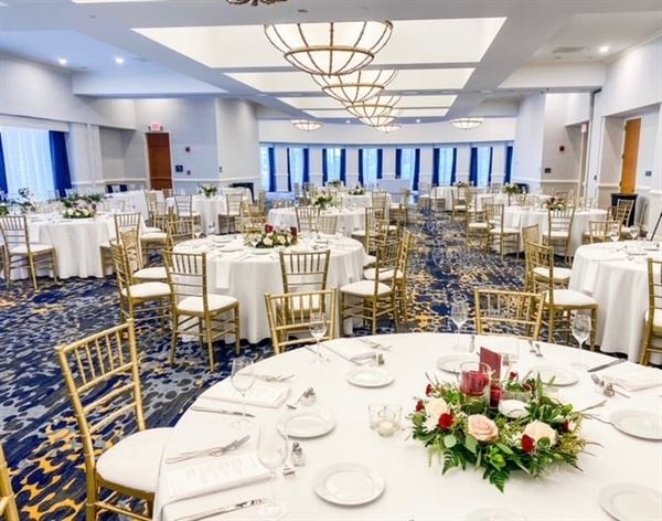 Crowne Plaza Cleveland At PlayhouseSquare