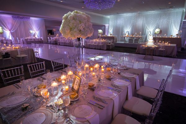 The Empress Banquets