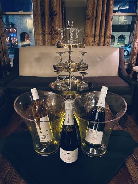 Tin Lizzie Lounge // Speakeasy Style Event Venue