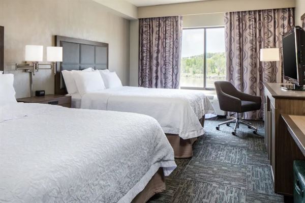 Hampton Inn Council Bluffs