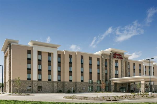 Hampton Inn & Suites Mason City