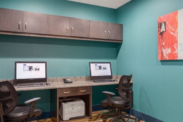 Hampton Inn & Suites West Des Moines/SW Mall Area