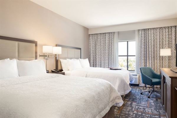 Hampton Inn & Suites West Des Moines/SW Mall Area