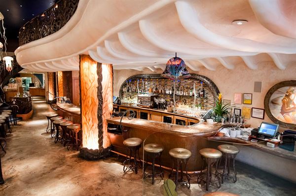 Ula Mediterranean Dining & Cocktails