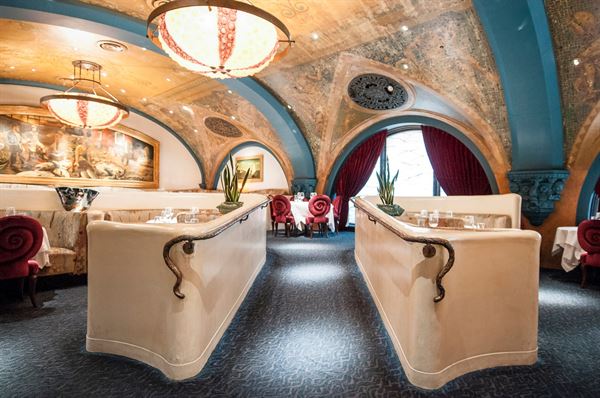 Ula Mediterranean Dining & Cocktails