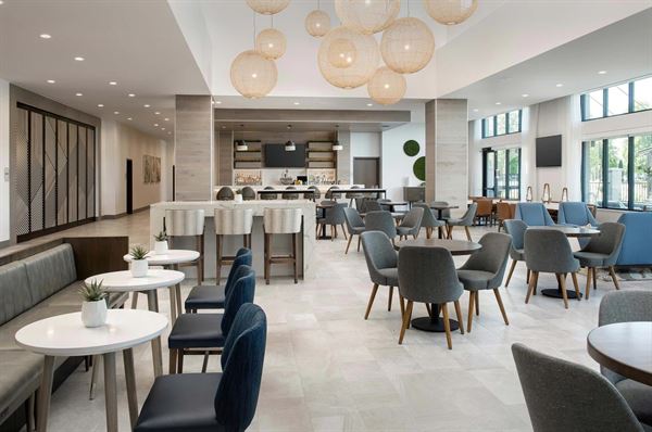 Element Seattle Sea-Tac Airport Hotel