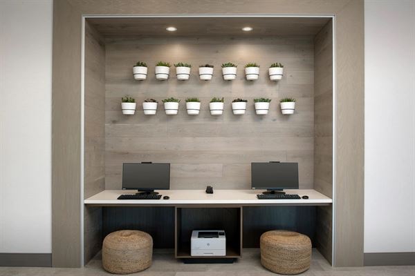 Element Seattle Sea-Tac Airport Hotel