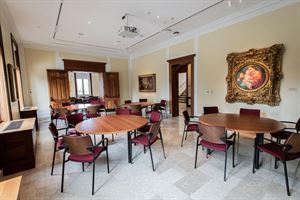 Commonwealth Room (Room 109)