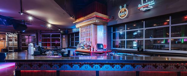 PBR Louisville: A Cowboy Bar