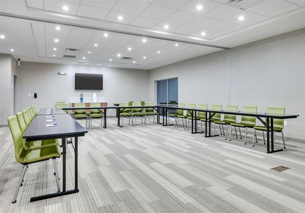 Holiday Inn Express Kermit