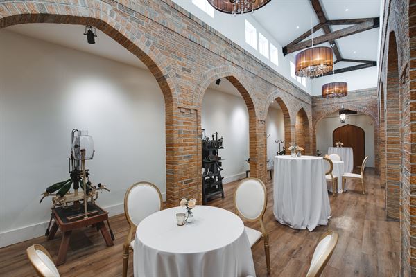 Renault Winery and Golf Resort