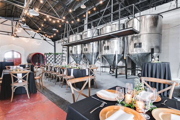 Renault Winery and Golf Resort