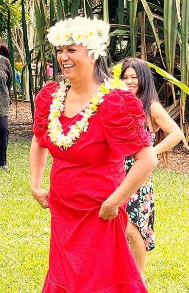 Dance Dance Tahiti LUAU Entertainment