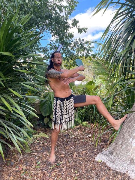 Dance Dance Tahiti LUAU Entertainment