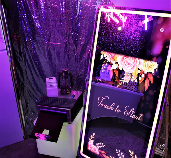 Luxury PhotoBooths of Austin LLC