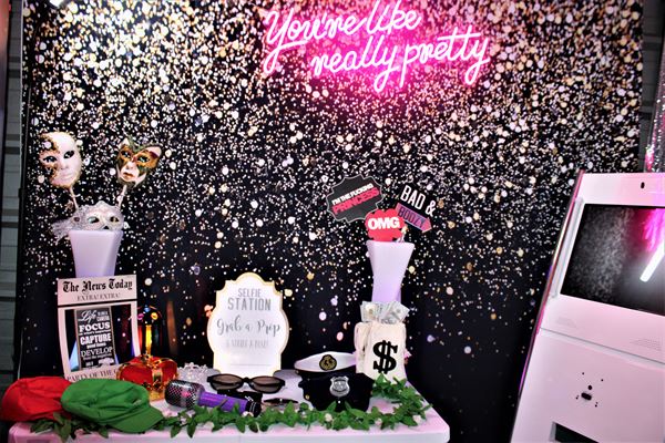 Luxury PhotoBooths of Austin LLC