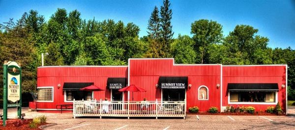 Summit View Banquet and Meeting House & Hamels Creative Catering