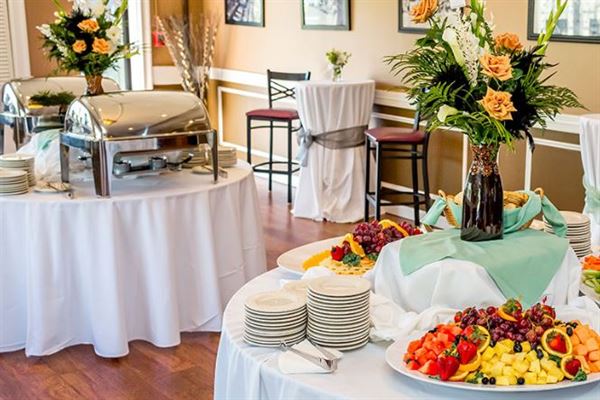 Summit View Banquet and Meeting House & Hamels Creative Catering