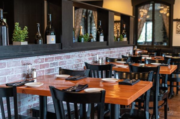 Bucatino Restaurant & Wine Bar