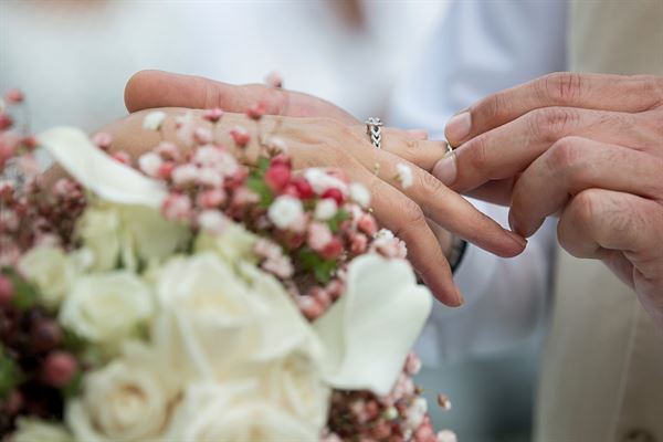 Can Burak Bizer | Wedding Photography + Wedding  Video Production