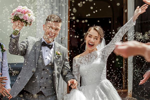 Can Burak Bizer | Wedding Photography + Wedding  Video Production