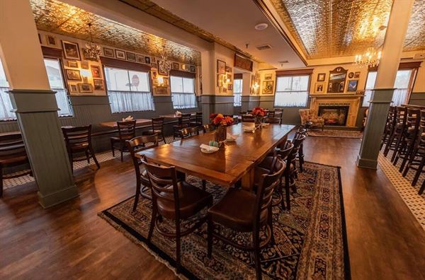 Josie Kelly's Public House