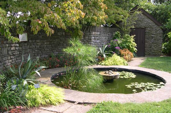 Yew Dell Botanical Gardens