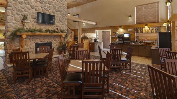 Best Western Plus - Kelly Inn & Suites