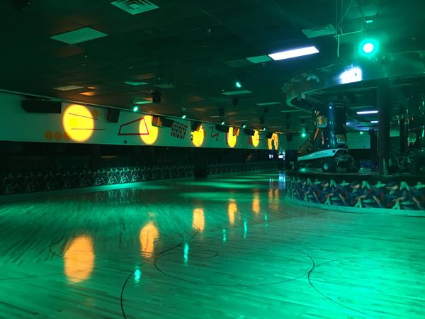 Super Wheels Skating Center