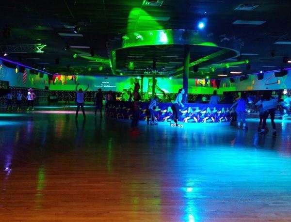 Super Wheels Skating Center