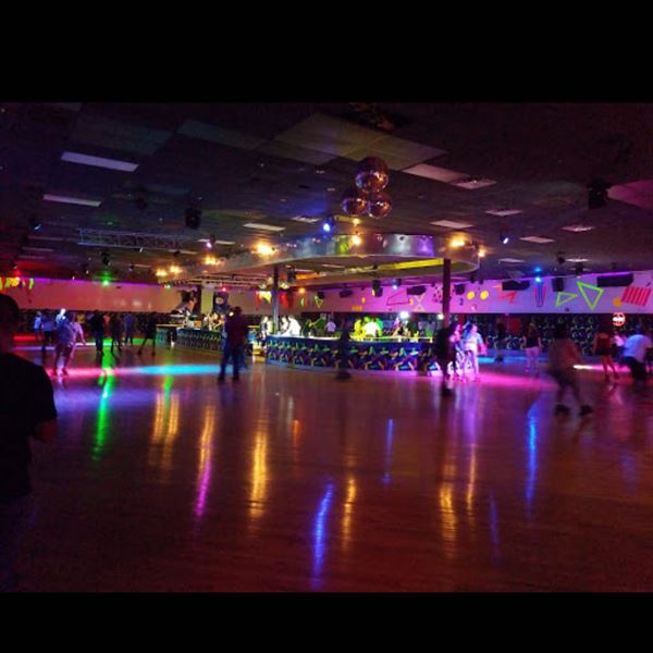 Super Wheels Skating Center