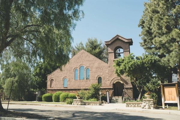 Fleur de Lis Wedding Chapel