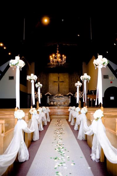 Fleur de Lis Wedding Chapel