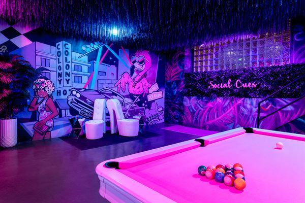 Social Cues - Wynwood