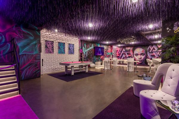 Social Cues - Wynwood